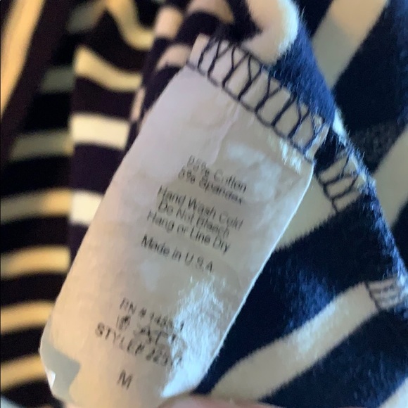 W5   cute navy/white stripe pullover top - Picture 5 of 5